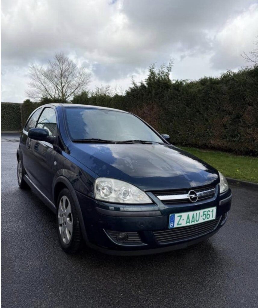 Opel Corsa 2005 1.0 benzine Automaat!