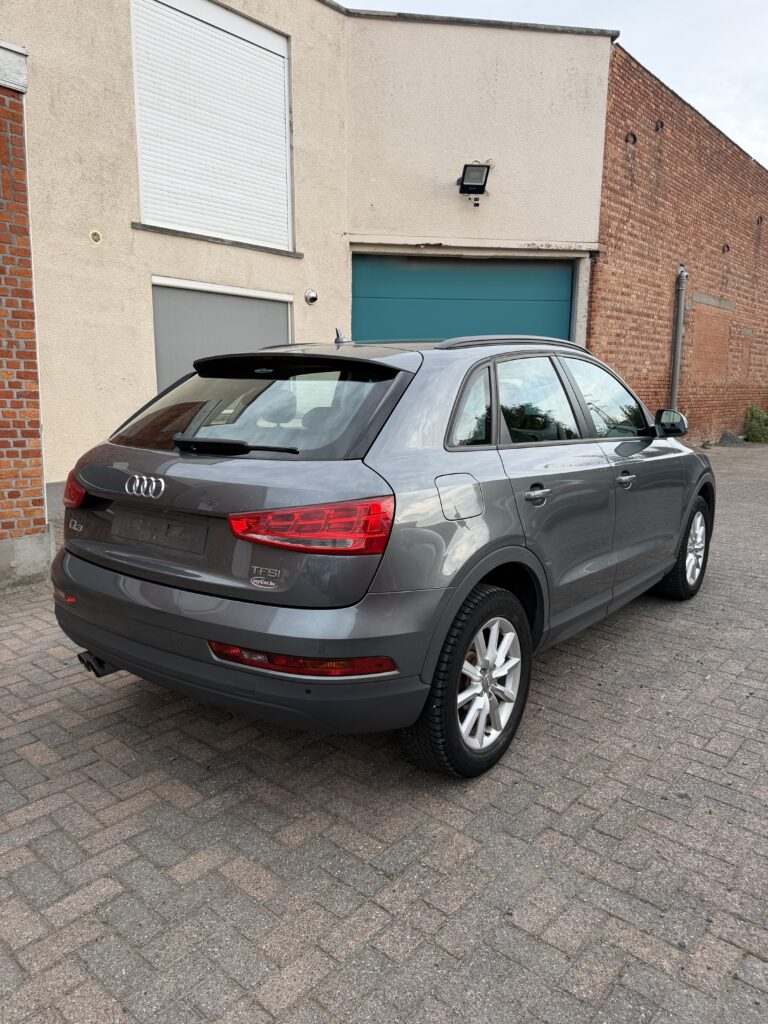 Audi Q3 2016 1.4 tfsi S-tronic Automaat!